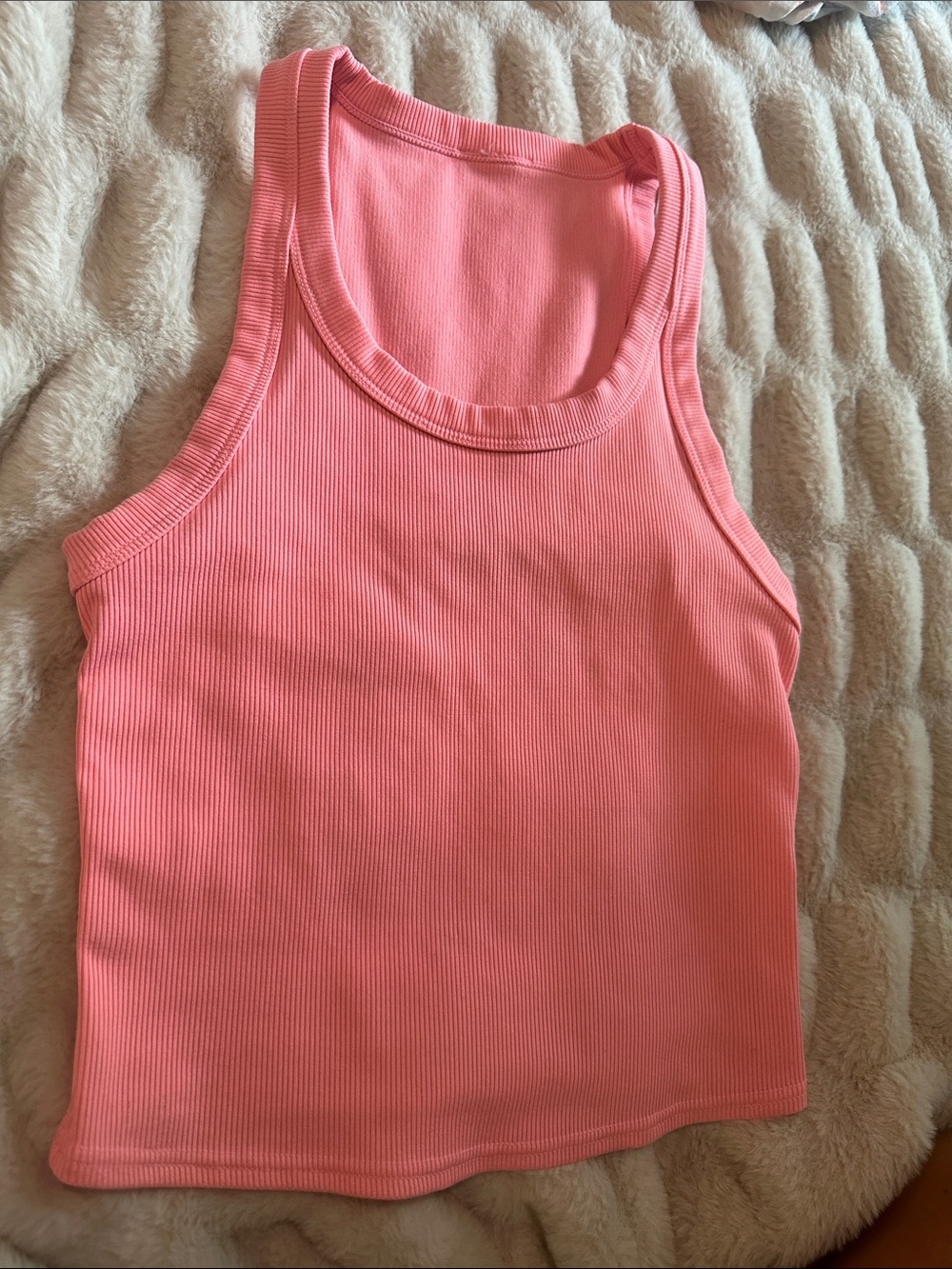 Alo Yoga Neon Bubblegum Pink Goddess Tank Womens size Small Sold Out - Picture 7 of 7